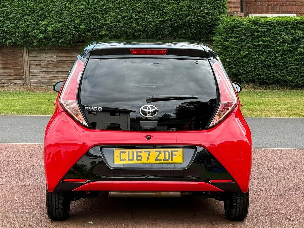 Toyota Aygo Vvt-i X-cite 4 Red Bi-tone Red #4