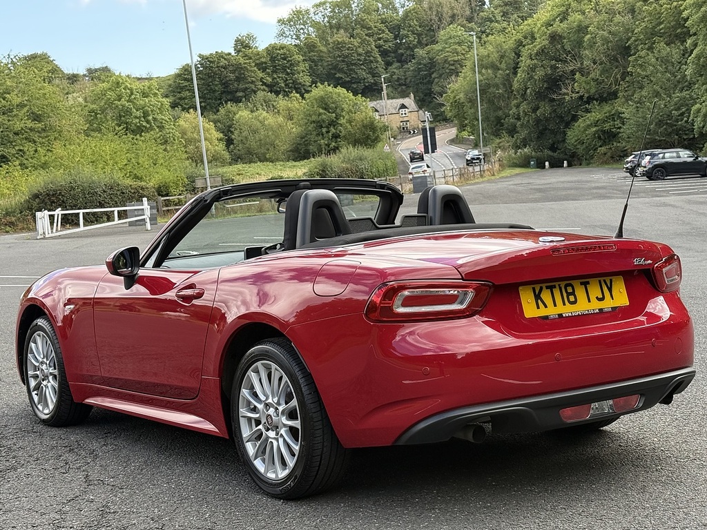 Fiat 124 Spider 1.4 Multiair Classica Convertible Euro Red #4