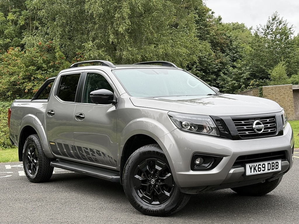 Nissan Navara 2.3 Dci N-guard Pickup Double Cab Grey