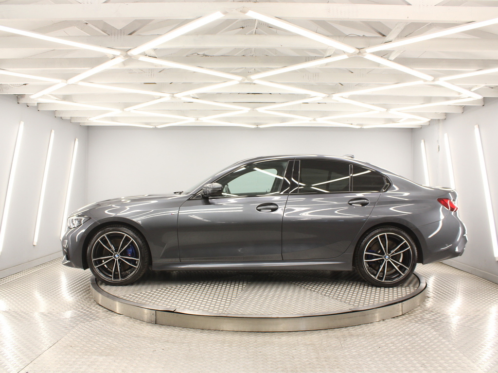 BMW 3 Series 320I Xdrive M Sport NL72YXZ Grey #3