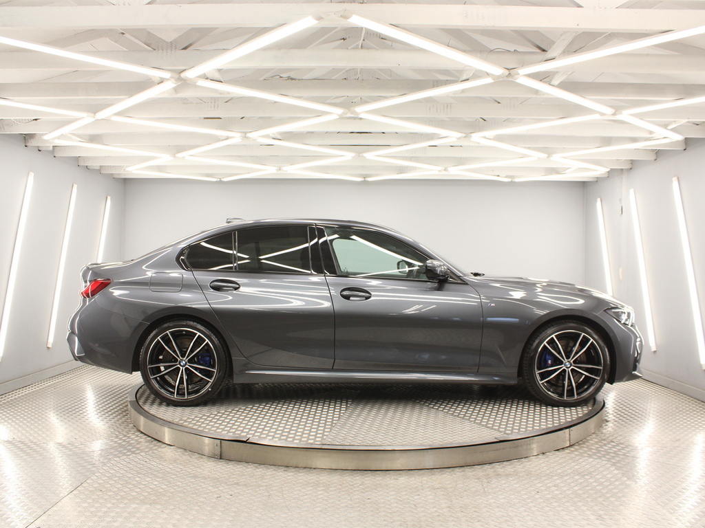 BMW 3 Series 320I Xdrive M Sport NL72YXZ Grey #2