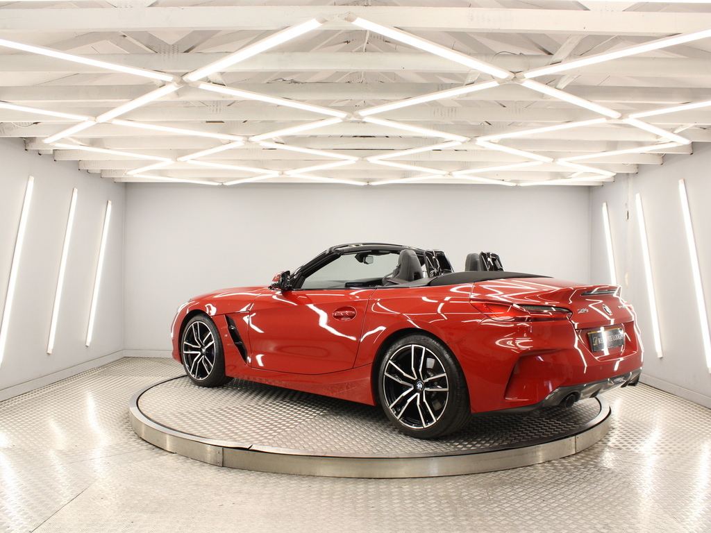 BMW Z4 Convertible NH19JWV Red #5