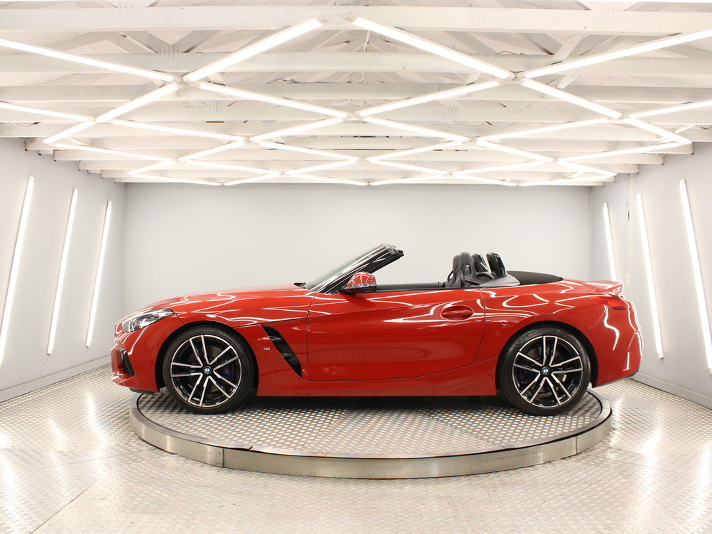 BMW Z4 Convertible NH19JWV Red #3