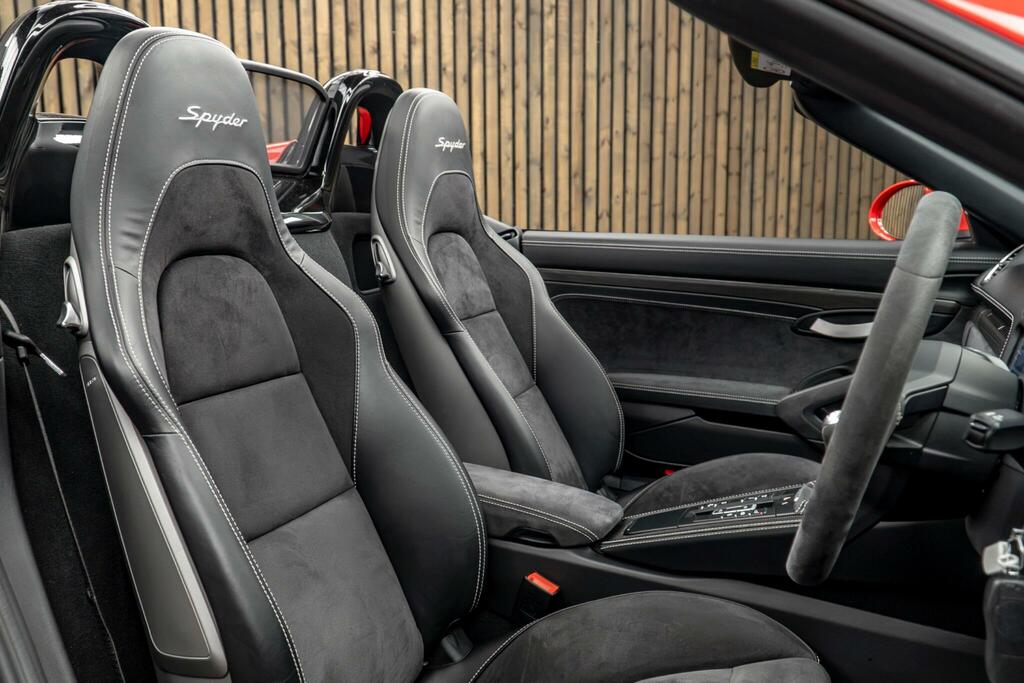 Porsche 718 Spyder 4.0 Spyder Euro 6 Ss AJ70VJF Red #2