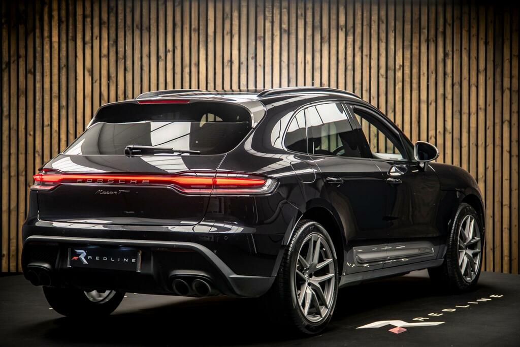 Porsche Macan 2.0T T Pdk 4Wd Euro 6 Ss HV74ELH Black #4