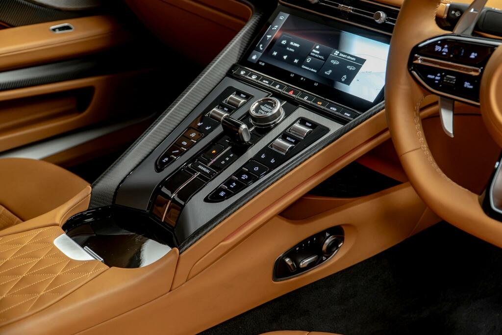 Aston Martin DB12 V8 Volante Euro 6 Green #34