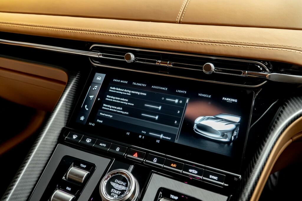 Aston Martin DB12 V8 Volante Euro 6 Green #42