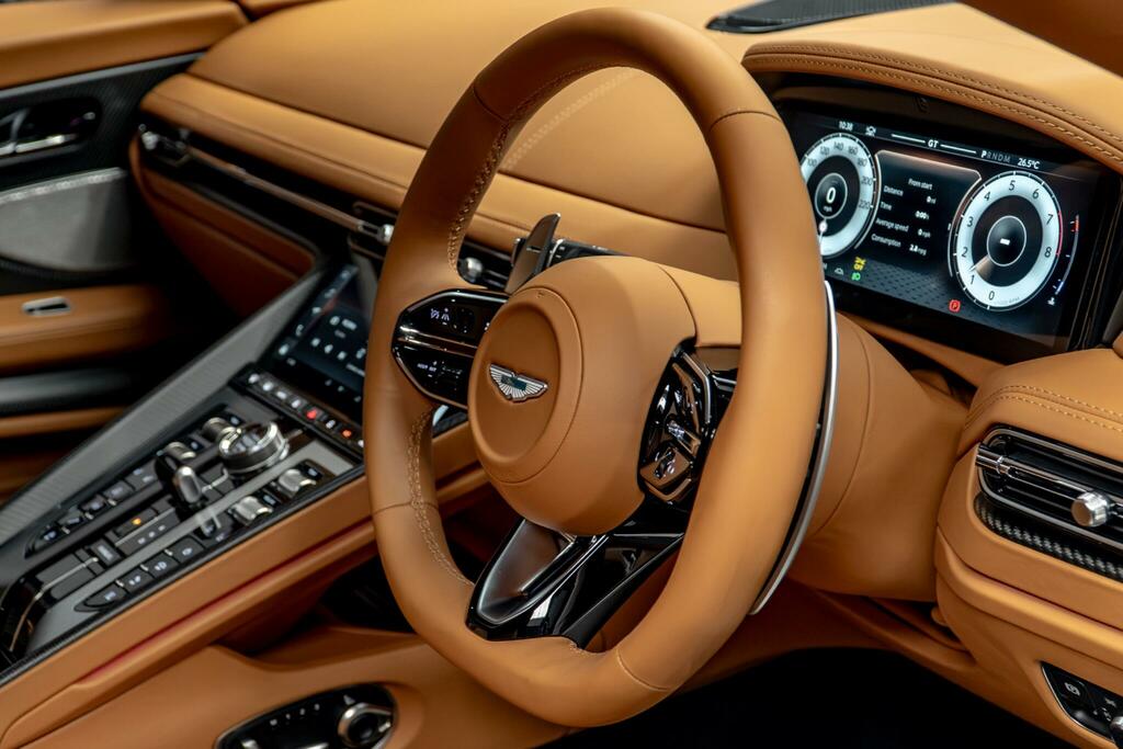 Aston Martin DB12 V8 Volante Euro 6 Green #28