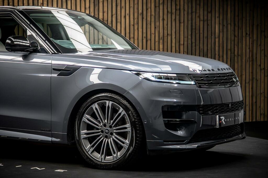 Land Rover Range Rover Sport First Edition Red #10