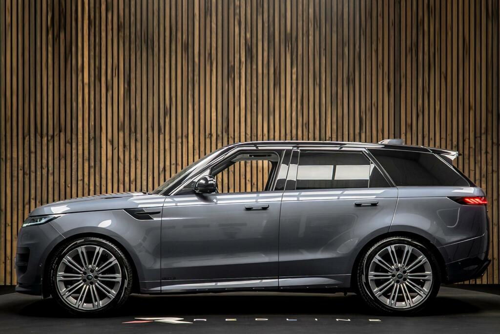 Land Rover Range Rover Sport First Edition Red #7
