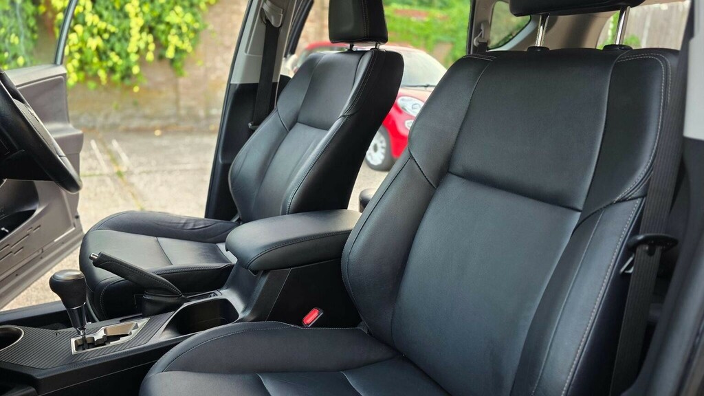 Toyota Rav 4 2.0 D-4d Business Edition Black #30