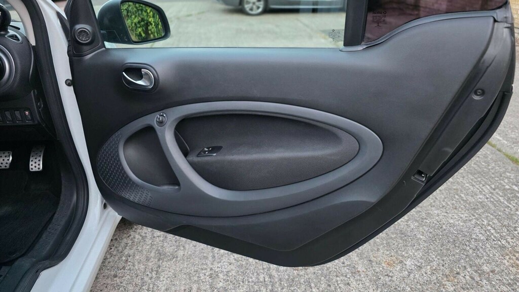 Smart Fortwo Coupe Coupe 0.9T Prime Premium Twinamic Euro 6 Ss 2 Black #32