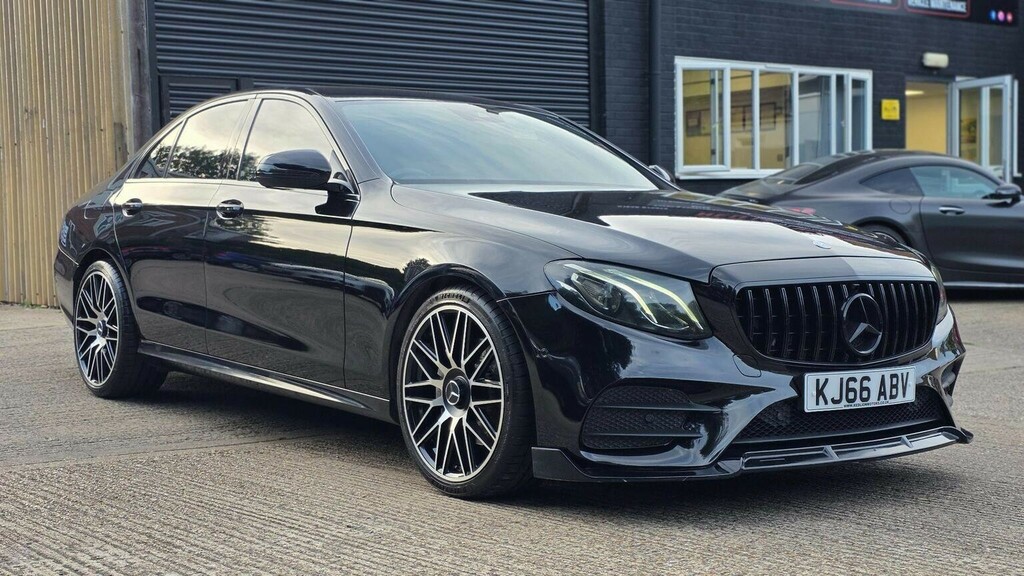 Mercedes-Benz E Class 2.0 E220d Amg Line G-tronic Euro 6 Ss Black #4