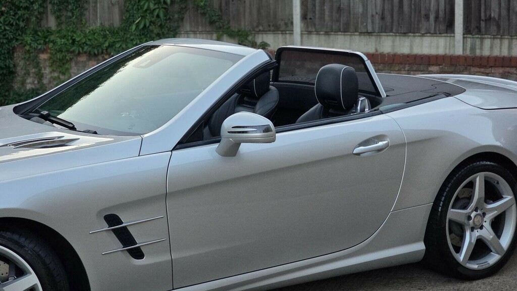 Mercedes-Benz SL Class 2015 3.0 V6 Amg Sport Convertible White #31