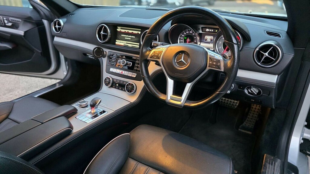 Mercedes-Benz SL Class 2015 3.0 V6 Amg Sport Convertible White #41