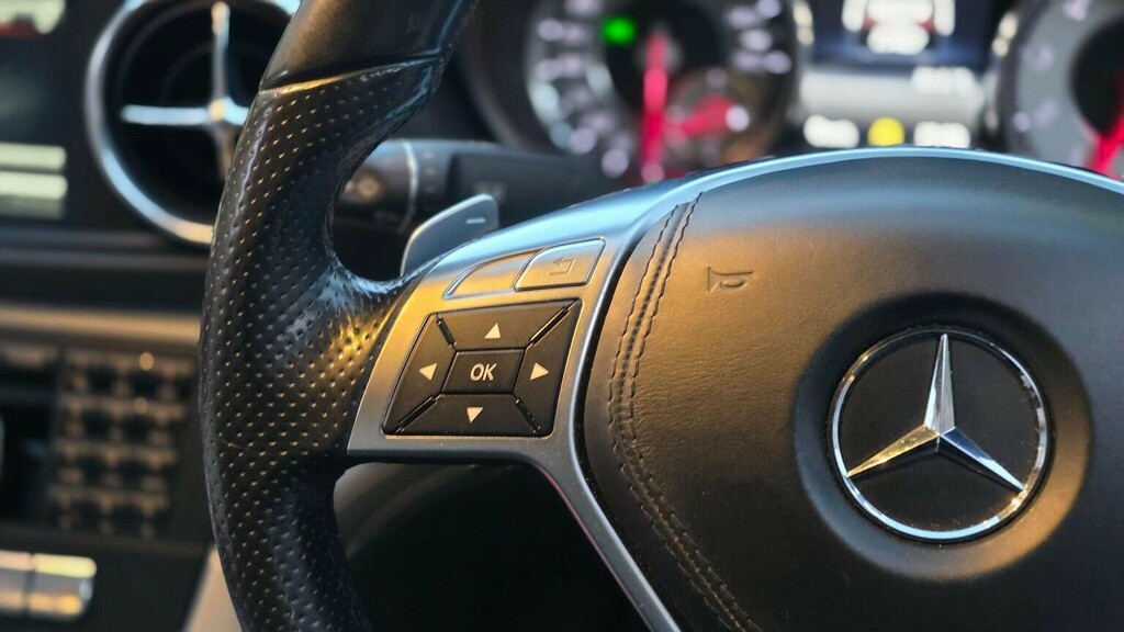 Mercedes-Benz SL Class 2015 3.0 V6 Amg Sport Convertible White #38