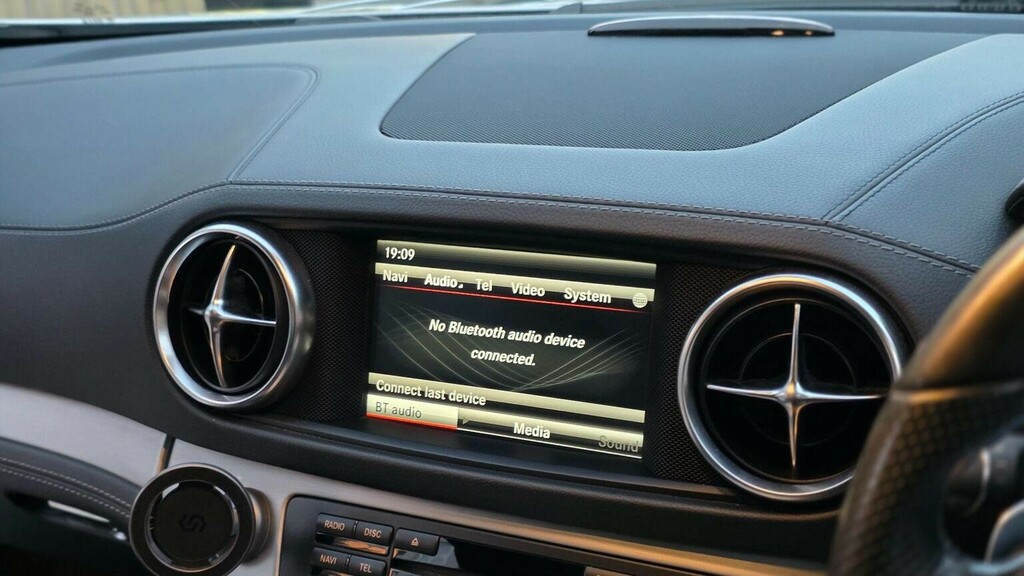 Mercedes-Benz SL Class 2015 3.0 V6 Amg Sport Convertible White #37