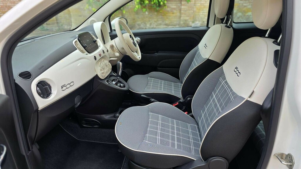 Fiat 500 Fiat 500 1.0 500 Lounge Mhev Grey #11
