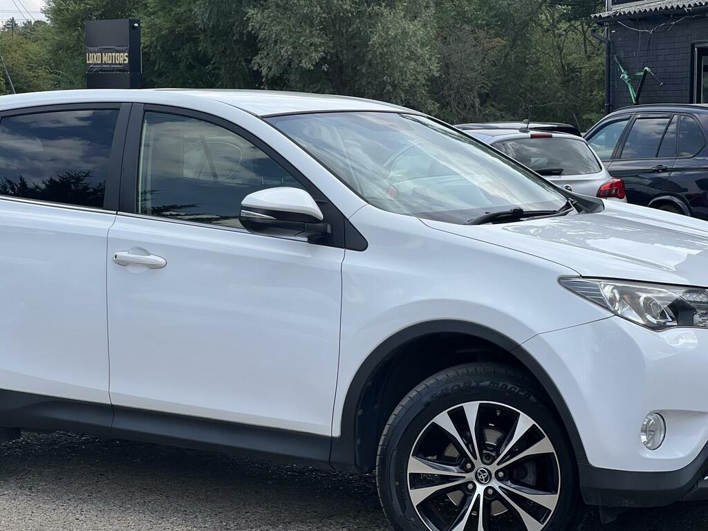 Toyota Rav 4 Icon White #5