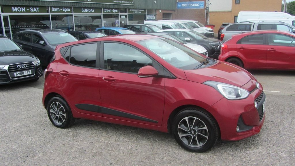 Hyundai I10 1L Premium Red #3