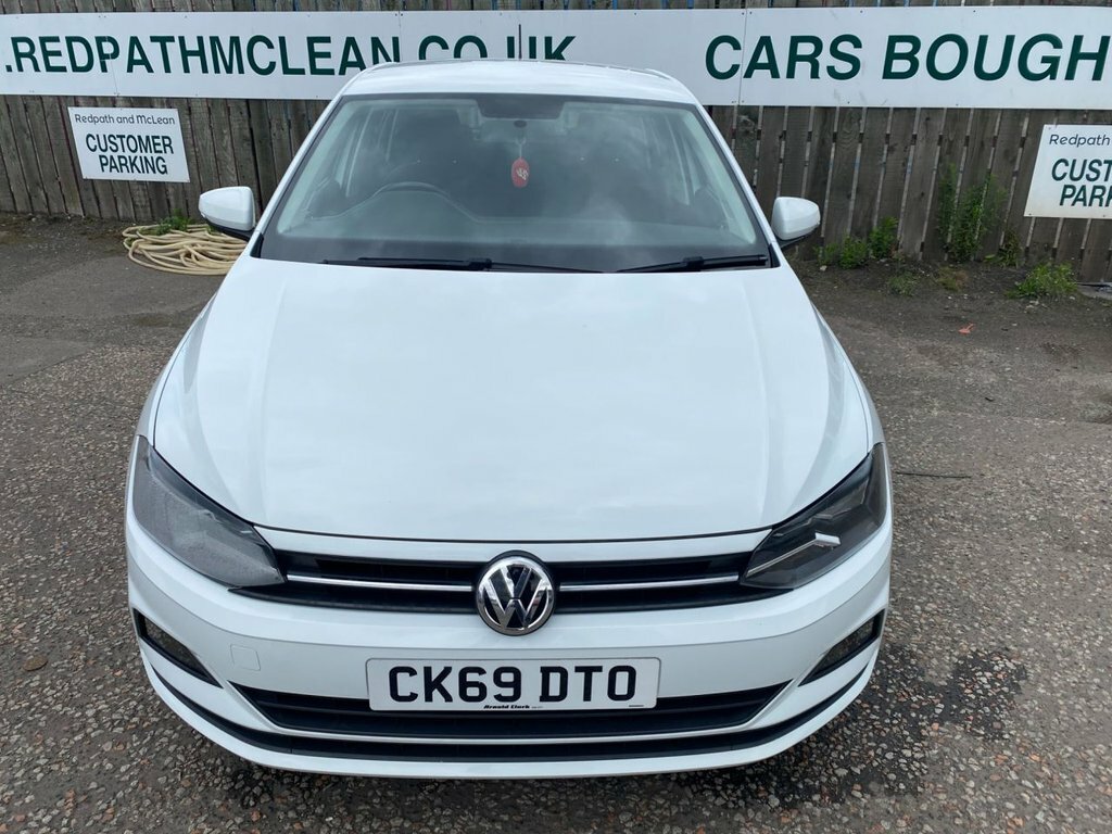 Volkswagen Polo 1L Se White #3