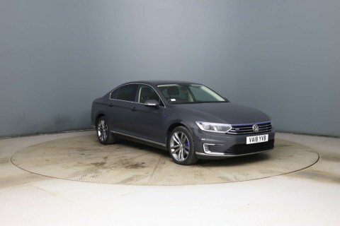 Volkswagen Passat 2018 18 1.4 Grey