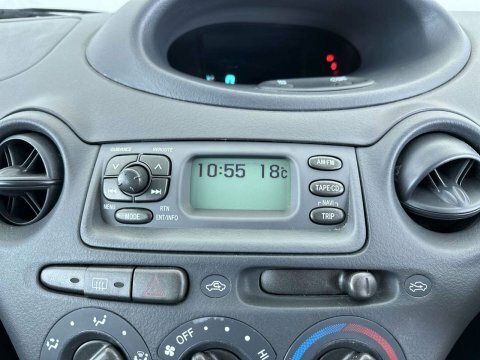 Toyota Yaris 1.3 Vvt-i 16V Cdx  #27
