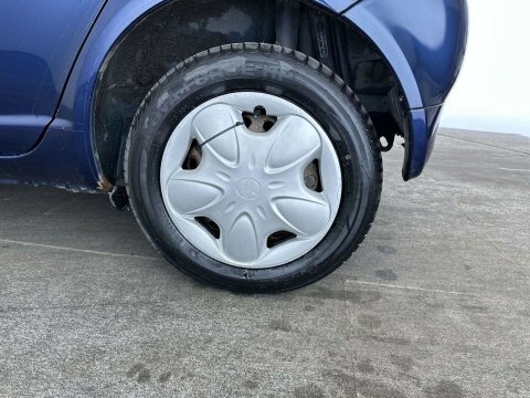 Toyota Yaris 1.3 Vvt-i 16V Cdx  #15
