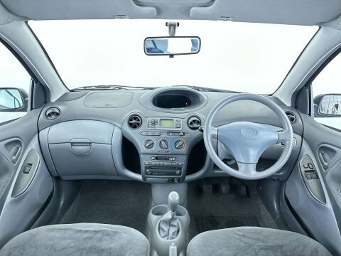 Toyota Yaris 1.3 Vvt-i 16V Cdx  #5