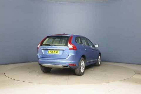 Volvo XC60 2015 65 2.0 Blue #6