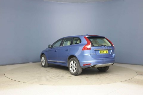 Volvo XC60 2015 65 2.0 Blue #4