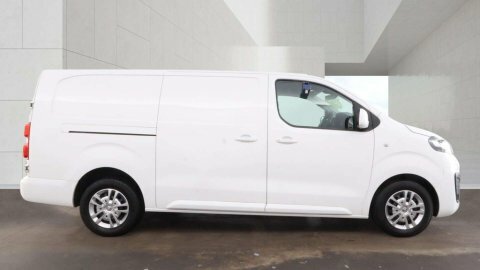 Vauxhall Vivaro 2020 20 1.5 White #5