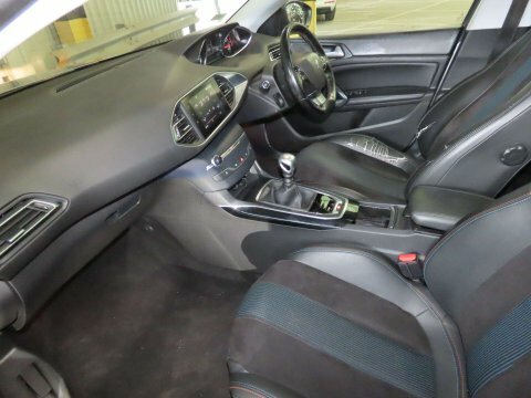 Peugeot 308 308 Gt Line Sw Bluehdi Ss Red #8