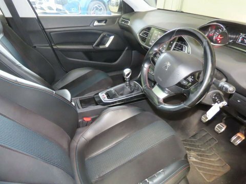 Peugeot 308 308 Gt Line Sw Bluehdi Ss Red #7