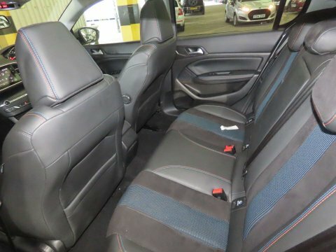 Peugeot 308 308 Gt Line Sw Bluehdi Ss Red #9