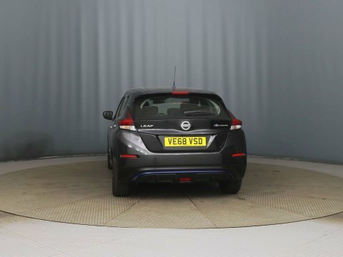 Nissan Leaf 2018 68 Leaf Black #4