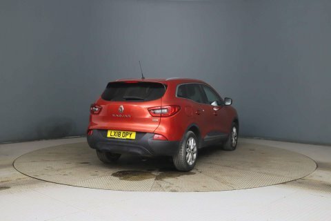 Renault Kadjar 2018 18 1.5 Red #3