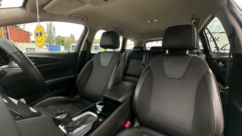 Vauxhall Insignia 2.0 Turbo D Blueinjection Sri VX Line Nav Sports T Black #44