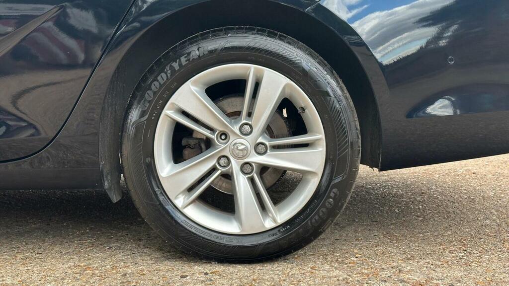 Vauxhall Insignia 2.0 Turbo D Blueinjection Sri VX Line Nav Sports T Black #58