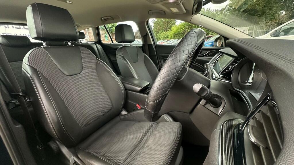 Vauxhall Insignia 2.0 Turbo D Blueinjection Sri VX Line Nav Sports T Black #32