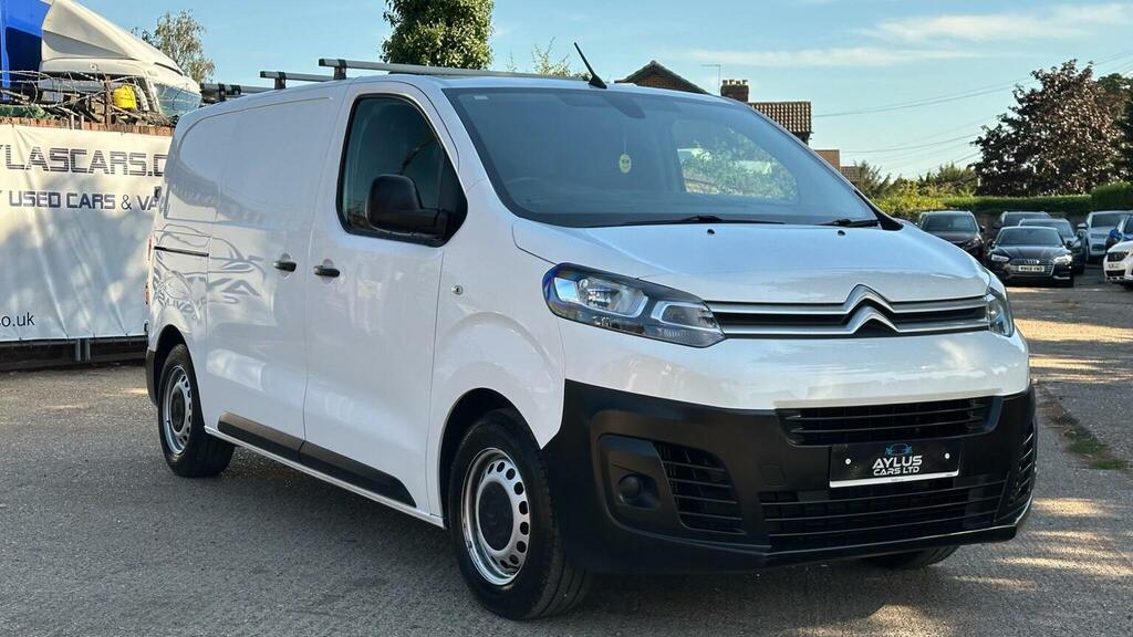 Citroen Dispatch Panel Van 1.5 Bluehdi 1000 Enterprise M Fwd 2 Euro MD21FPZ White #4