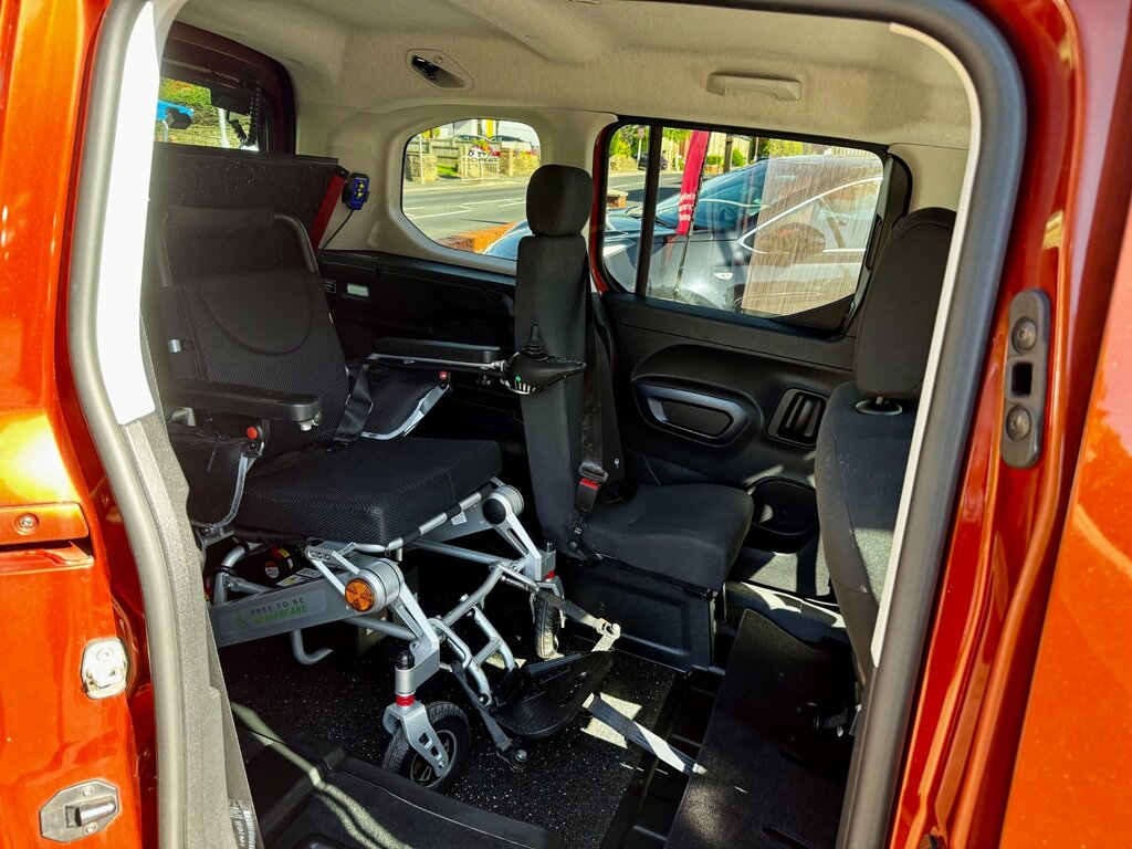 Peugeot Rifter 1.5L Null Grey #76