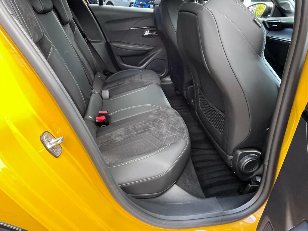 Peugeot e-208 50Kwh Allure Premium Hatchback Yellow #17