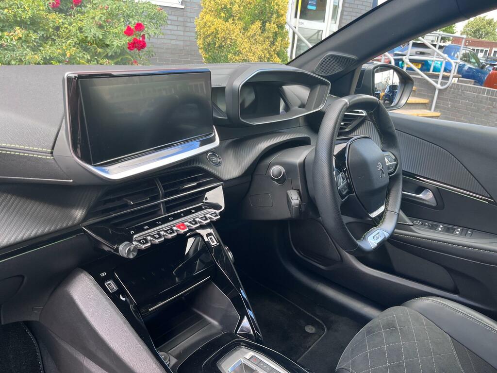 Peugeot e-208 50Kwh Gt Premium Hatchback 7Kw  #3