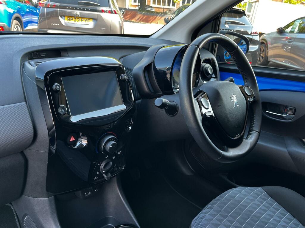Peugeot 108 1.0 Allure Hatchback Euro 6 S S #3