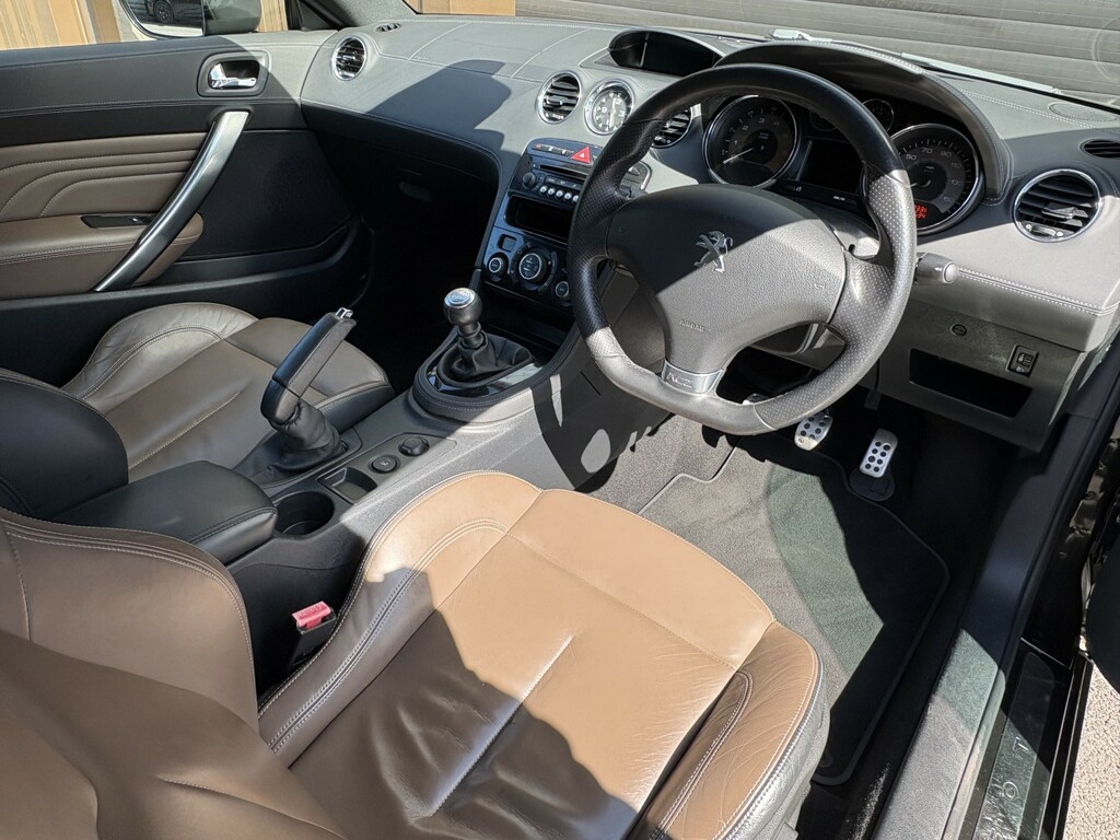 Peugeot RCZ 2.0 Hdi Gt 163 Bhp Black #11