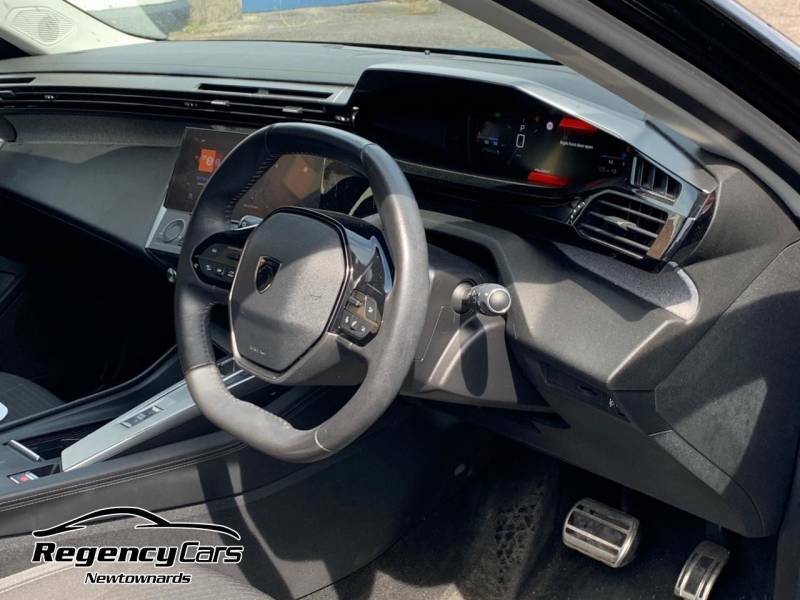 Peugeot 308 SW 1.2 Puretech Active Premium Eat8 Black #4