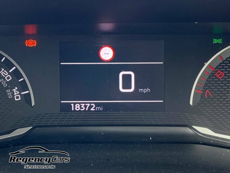 Peugeot 208 1.2 Puretech Active Premium White #6