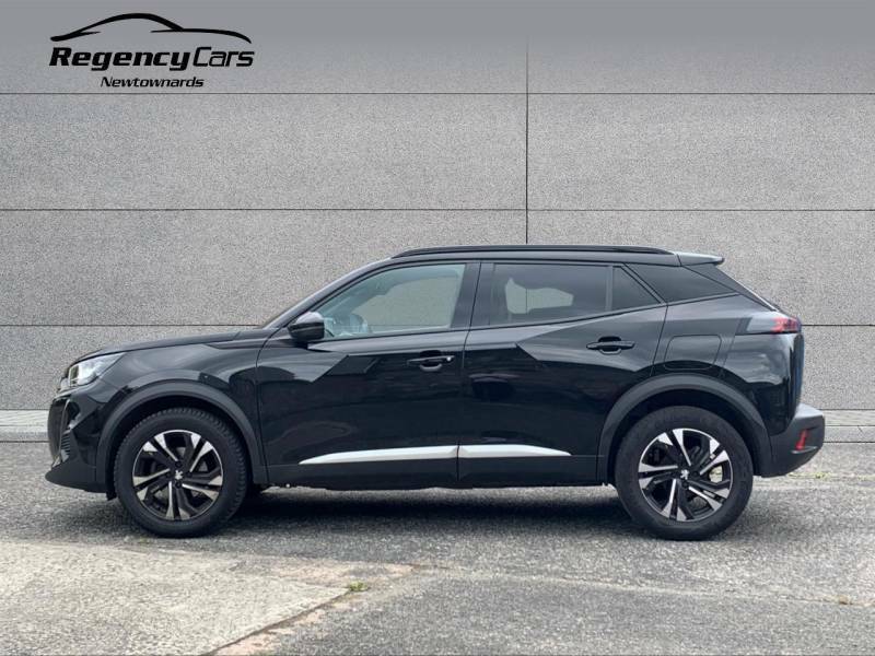 Peugeot 2008 1.2 Puretech Allure Premium Black #3