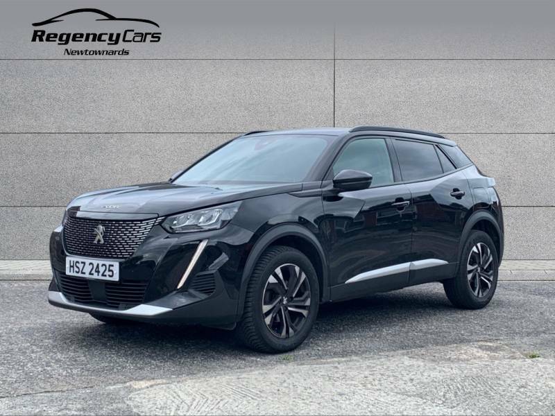 Peugeot 2008 1.2 Puretech Allure Premium Black #2